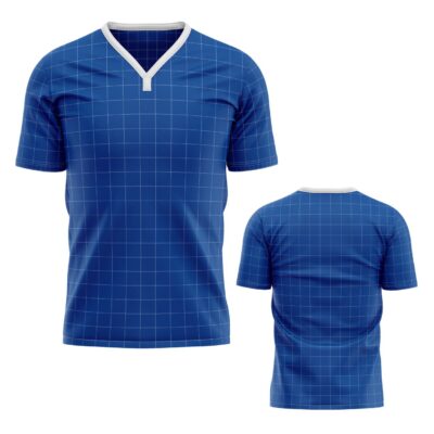 Mockup Camisa Tradicional-Masculina-Manga Curta-Gola V-Modelo 015