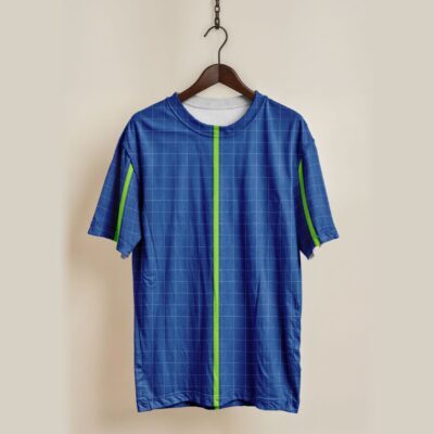 Mockup Camisa Tradicional-Masculina-Manga Curta-com Cabide-Modelo 005