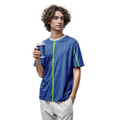 Mockup Camisa Tradicional-Masculina-Manga Curta-com Pessoa-Modelo 015